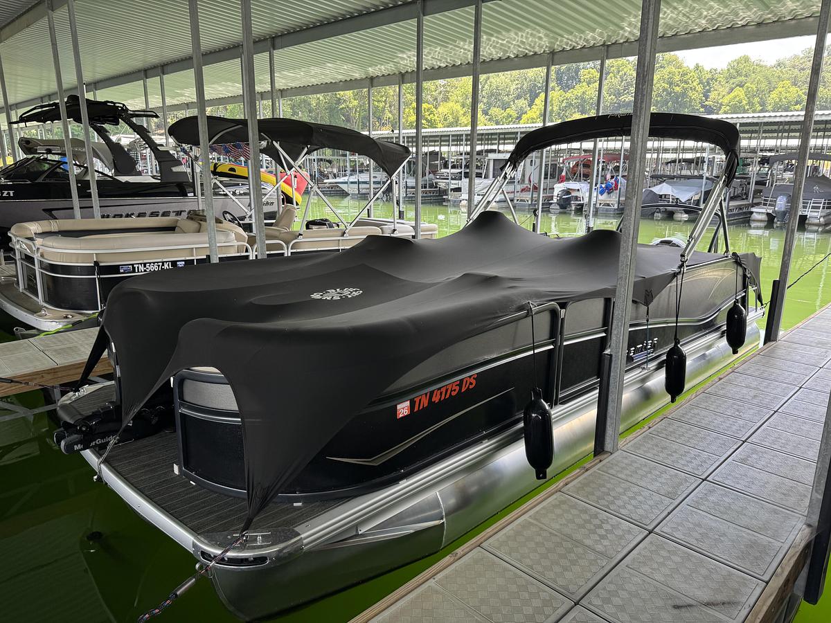 Used 2022 Premier 230 SunSation RL