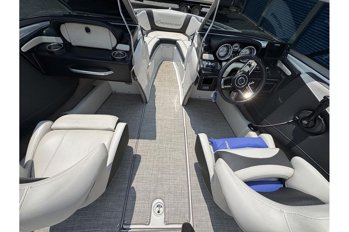 Used 2020 Crownline 225 SS