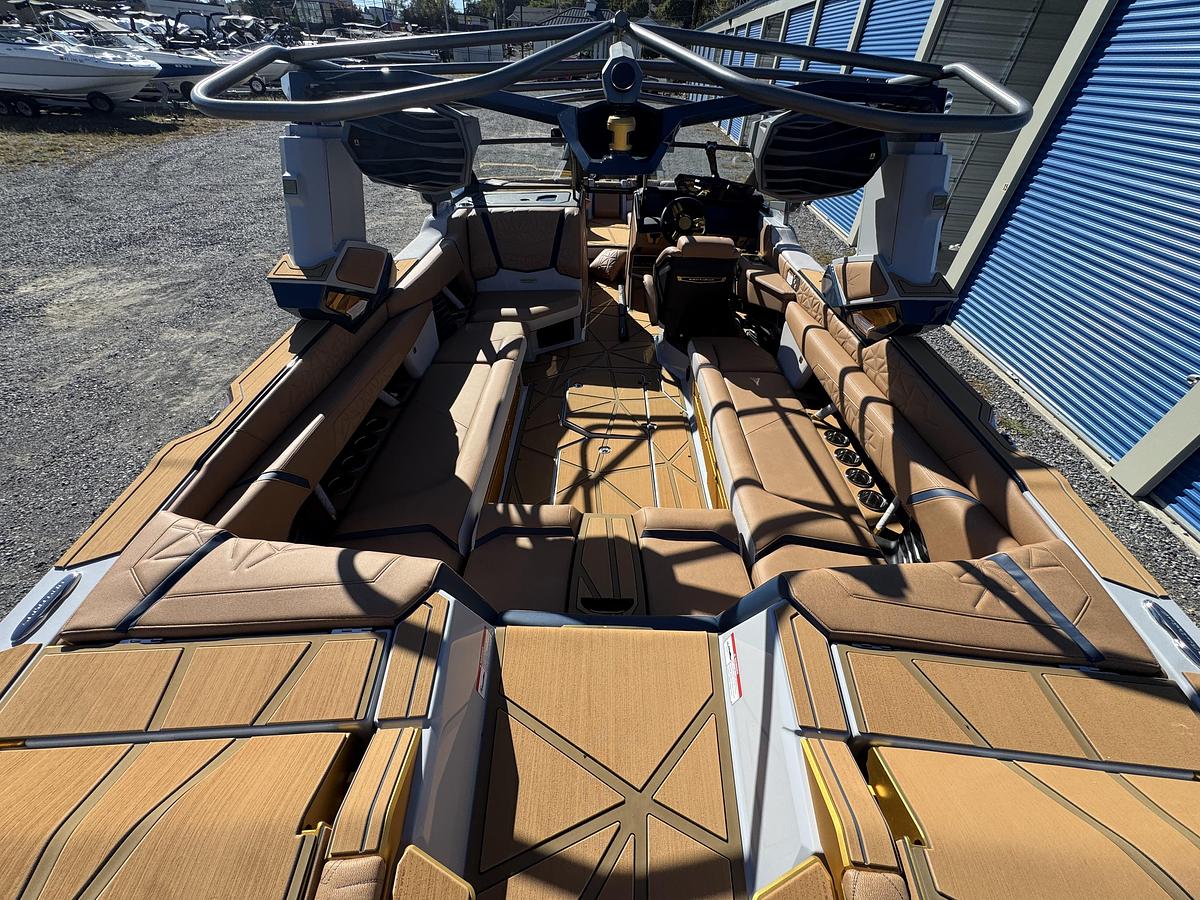 2027 Nautique Super Air Nautique G25 Paragon