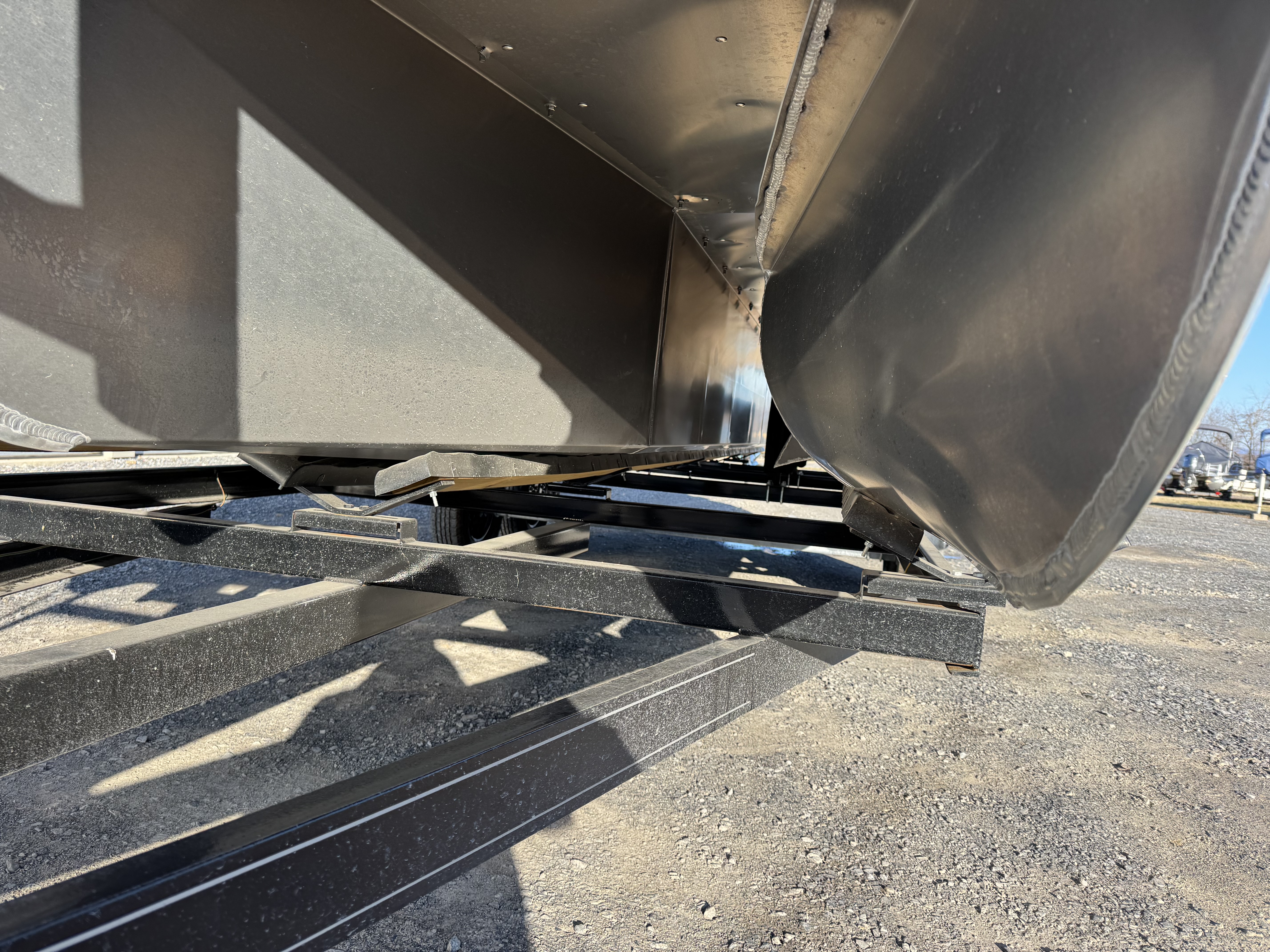 2026 Premier 230 SunSation RS (Rear Social)