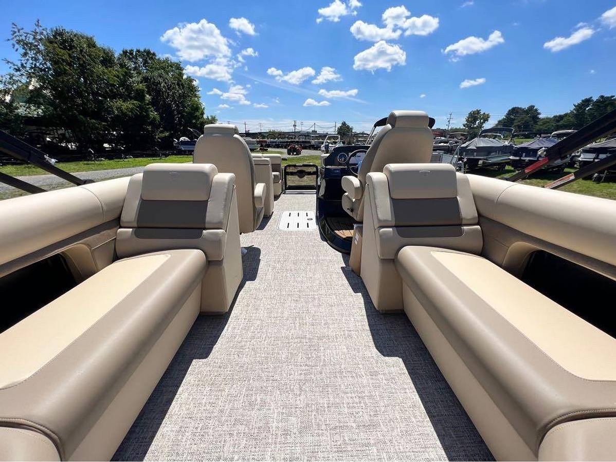 2024 Premier 230 Sunsation RF