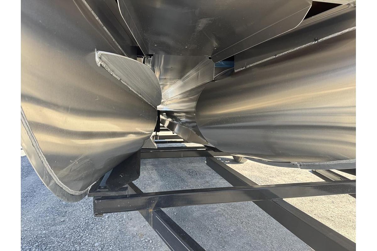 2025 Bennington 24 MFB