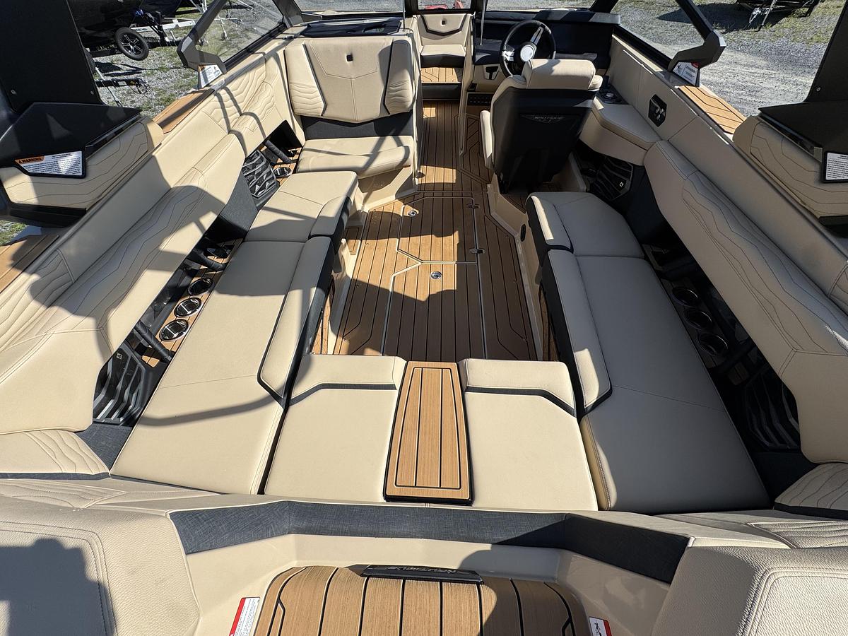 2026 Nautique Super Air Nautique G23