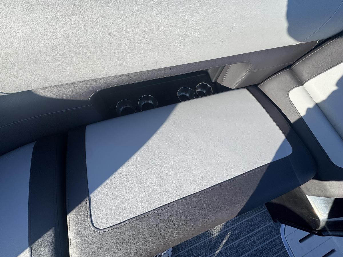 2026 Premier 230 SunSation RL