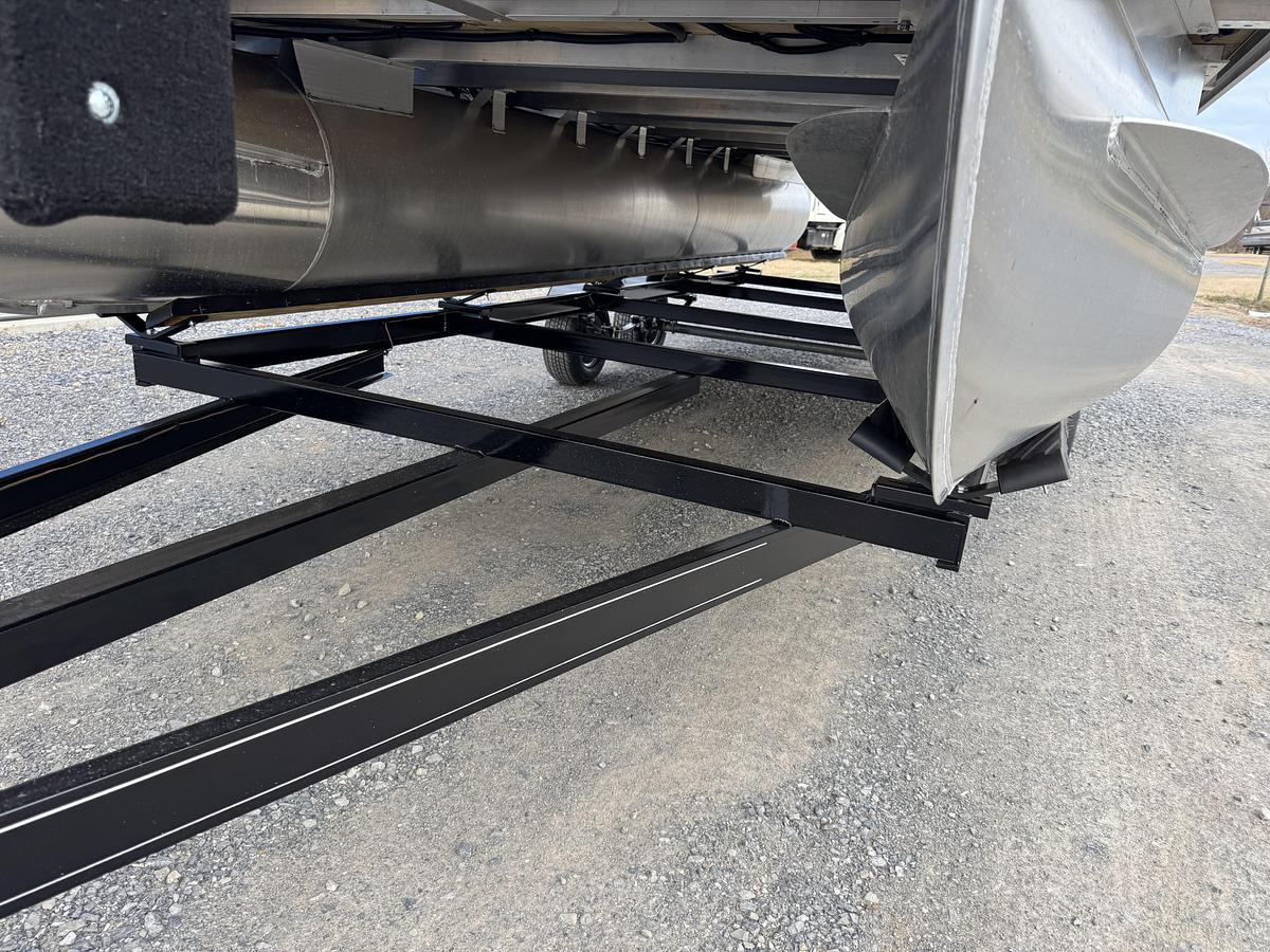 2026 Bennington 22 SSR