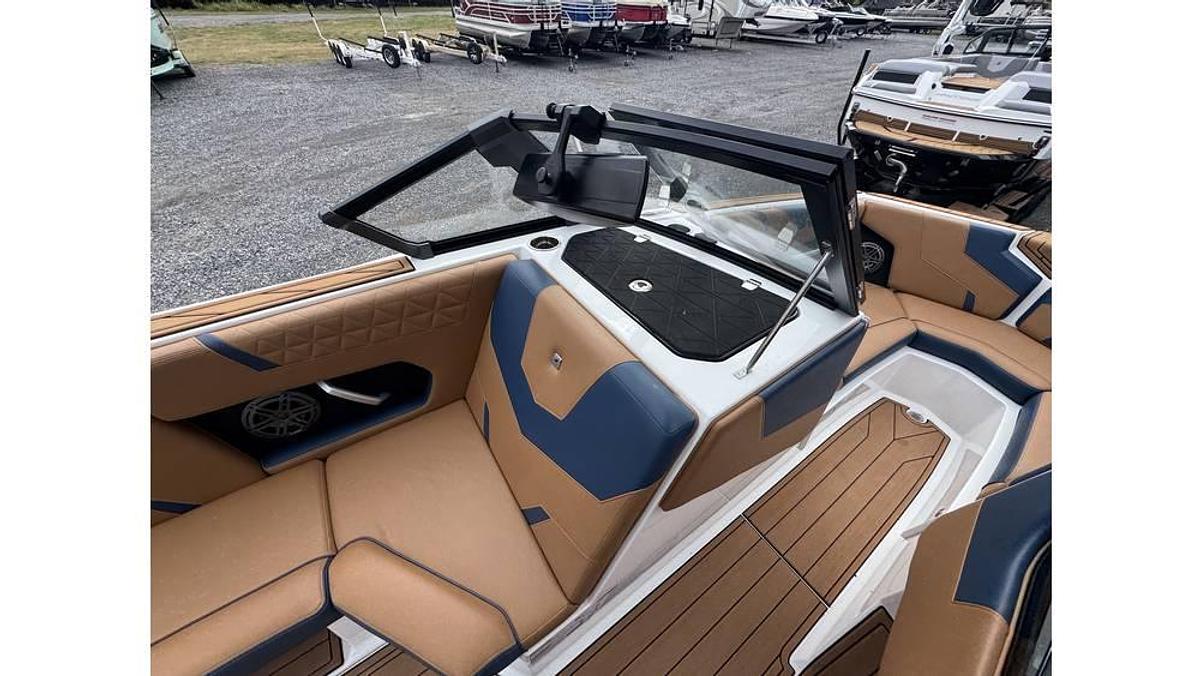 Used 2023 Nautique GS22