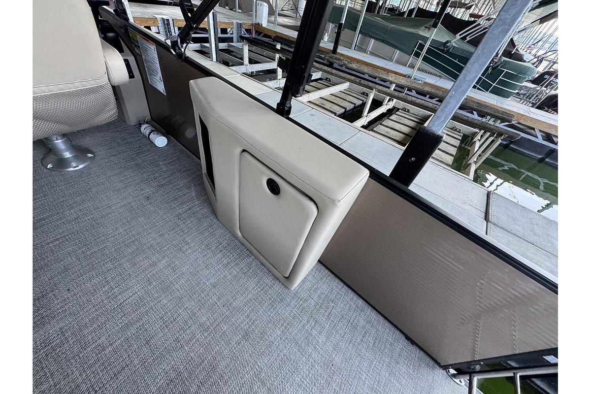 Used 2022 Sweetwater SW 2286 SFL