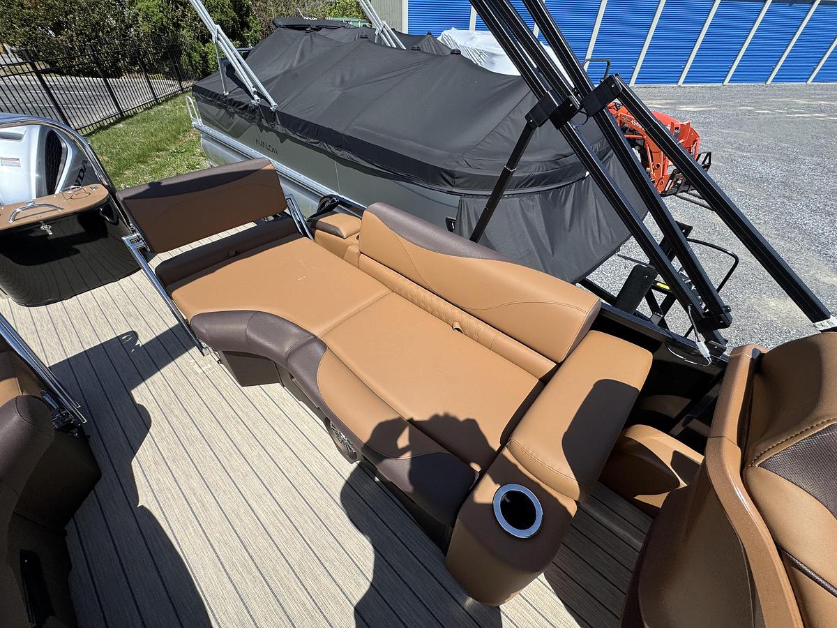 2026 Avalon 25 LSZ QLS