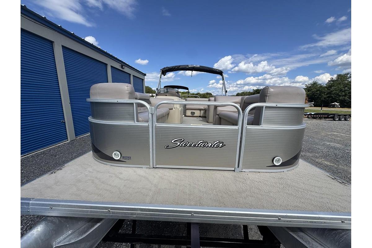 Used 2013 Sweetwater Sweetwater SW 2286