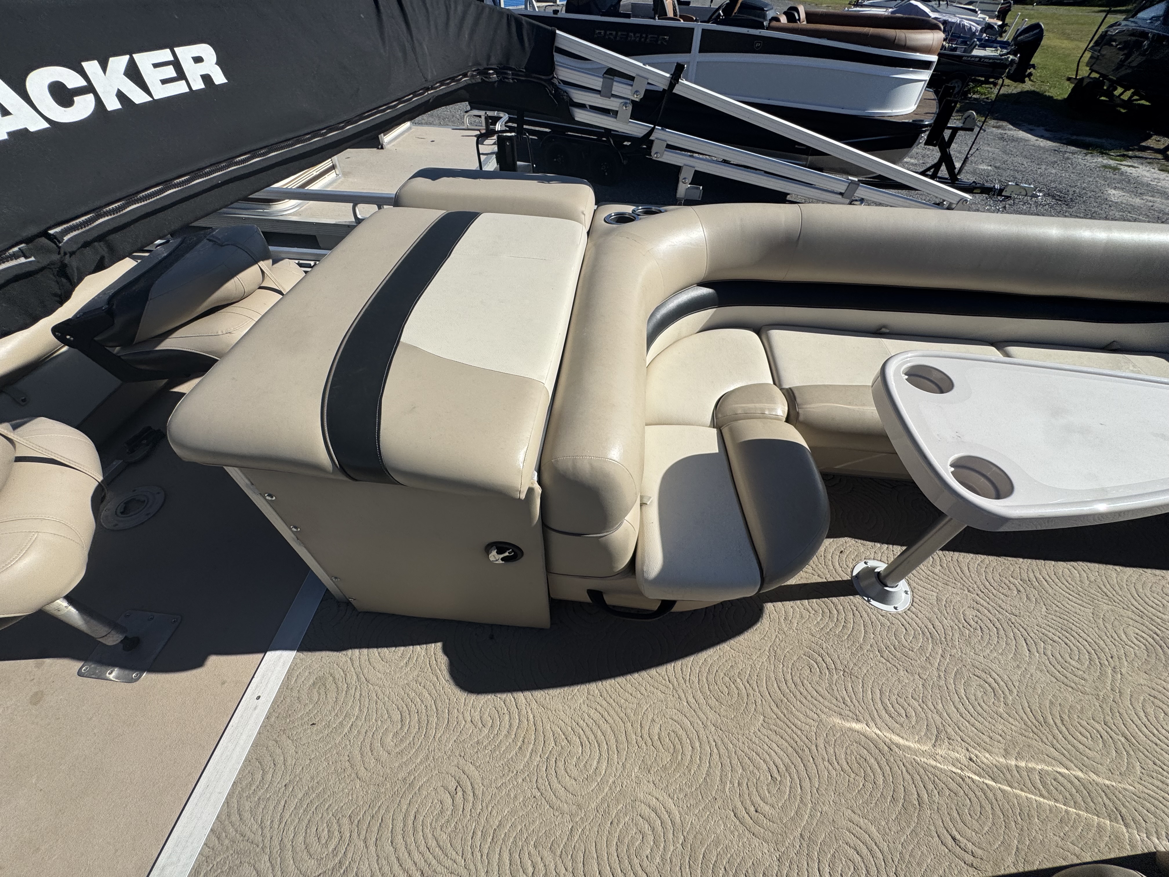 Used 2013 Sun Tracker Fishing Barge 24 DLX