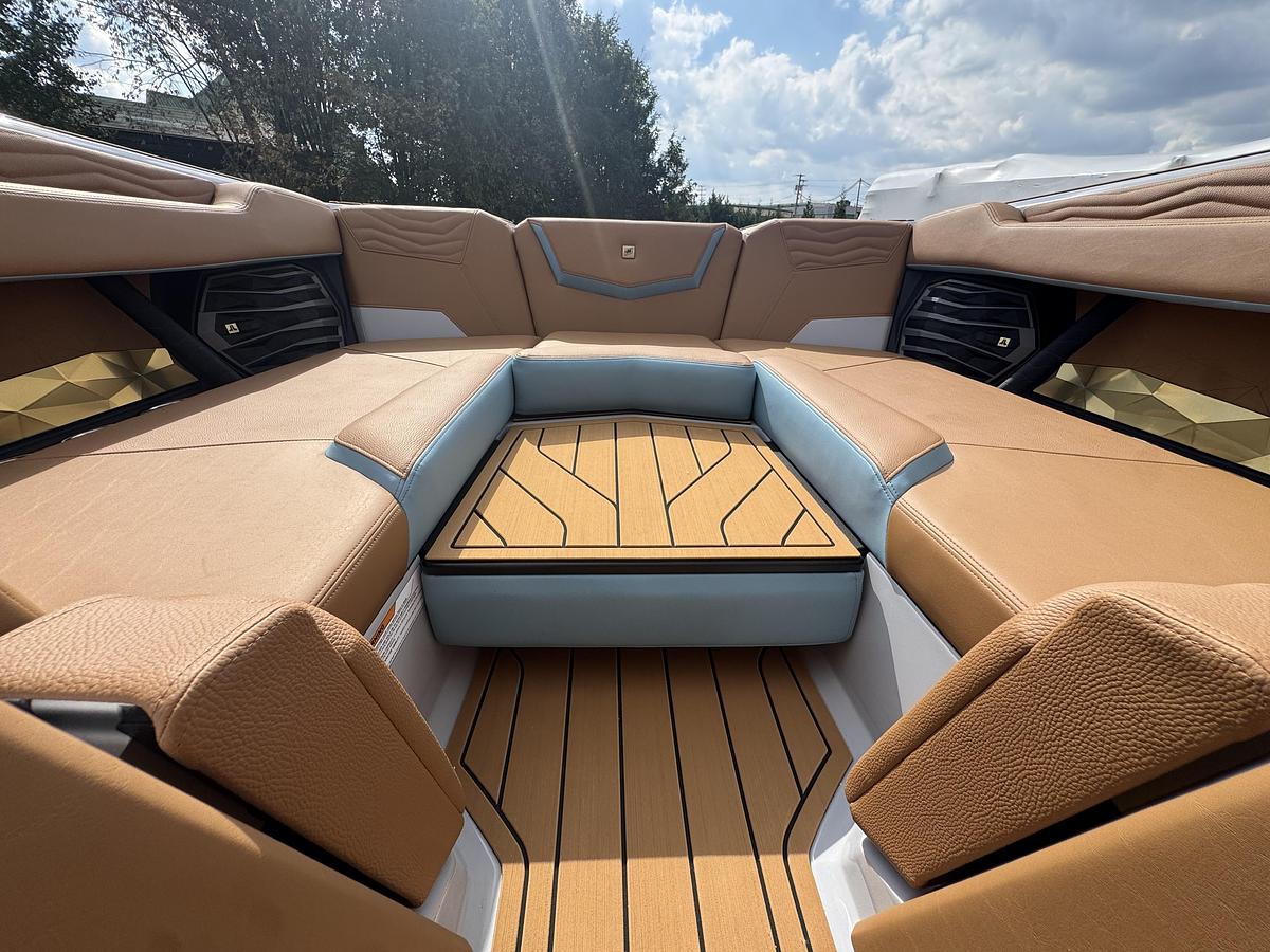 2027 Nautique Super Air Nautique G23