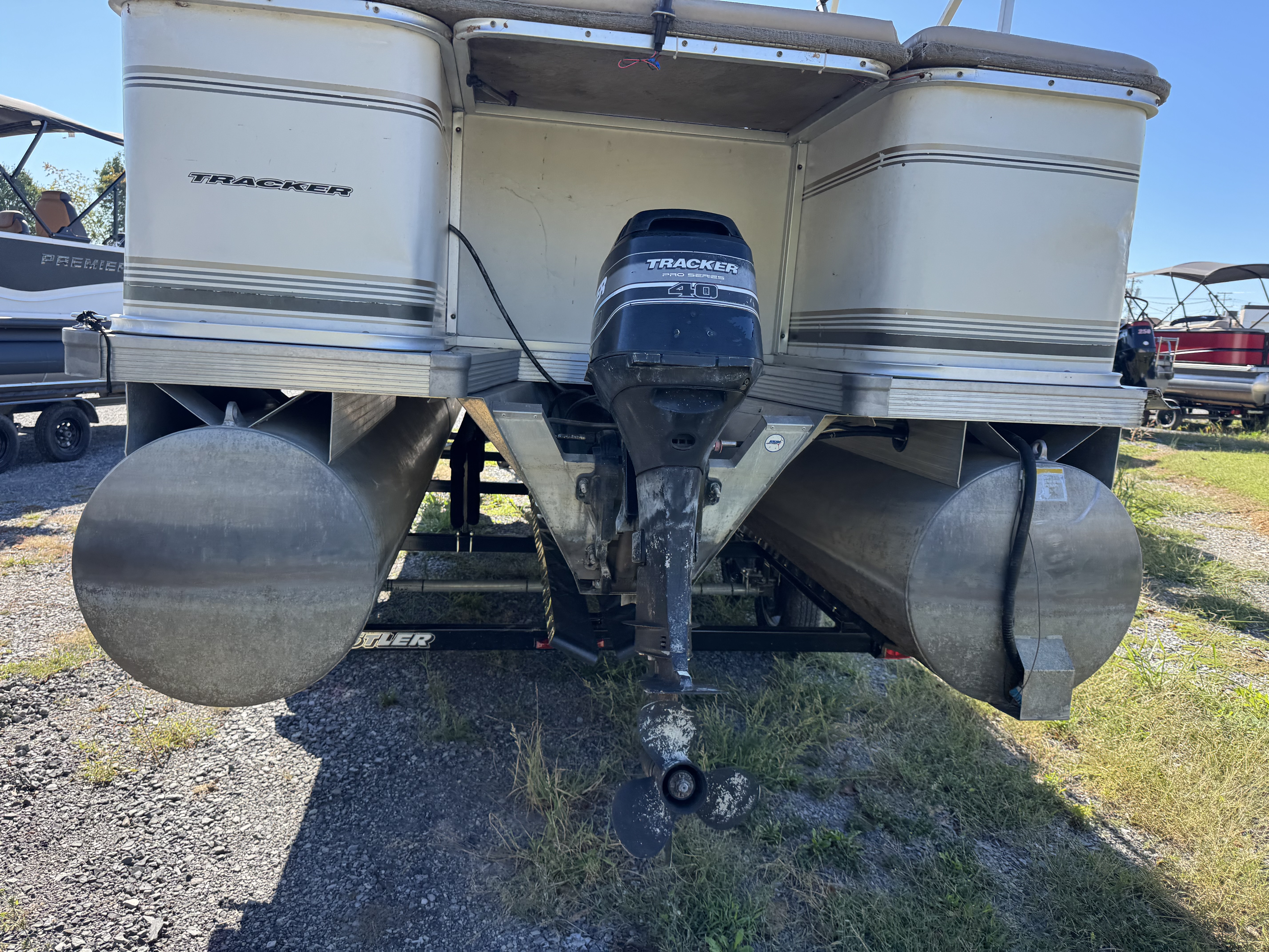 Used 2002 Sun Tracker 240 Party Barge