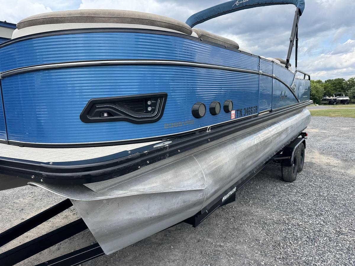 2019 Avalon Catalina 2385 VRB Avalon Catalina 2385 VRB