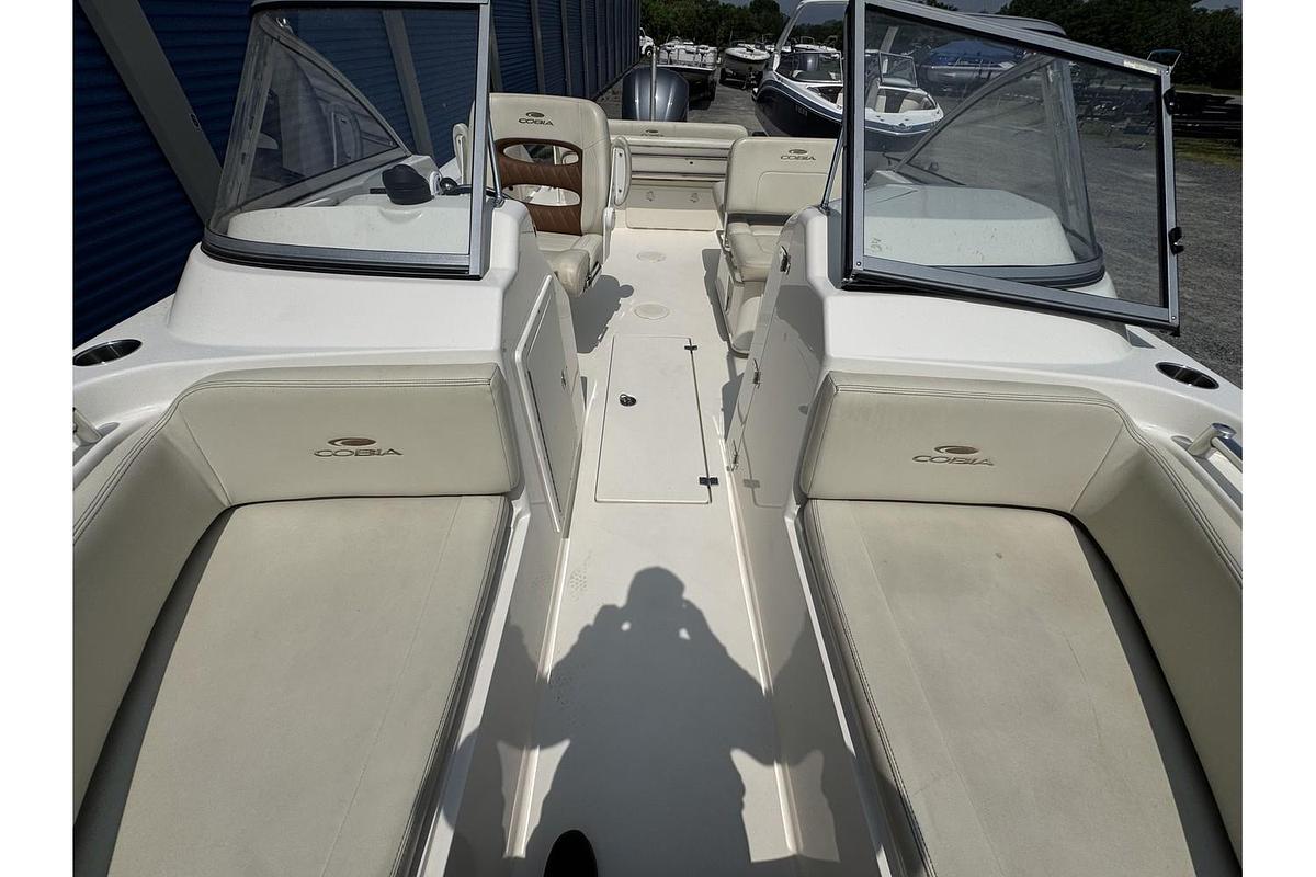 Used 2021 Cobia 220 DC