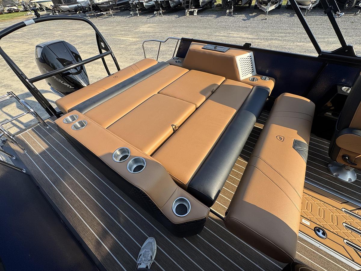 2026 Premier 250 Intrigue RL