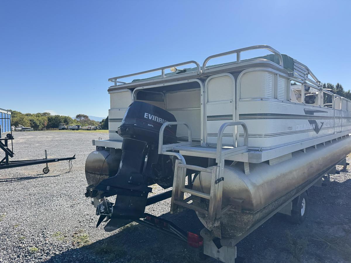 Used 1998 Grumman (Lowe) Fun Ship