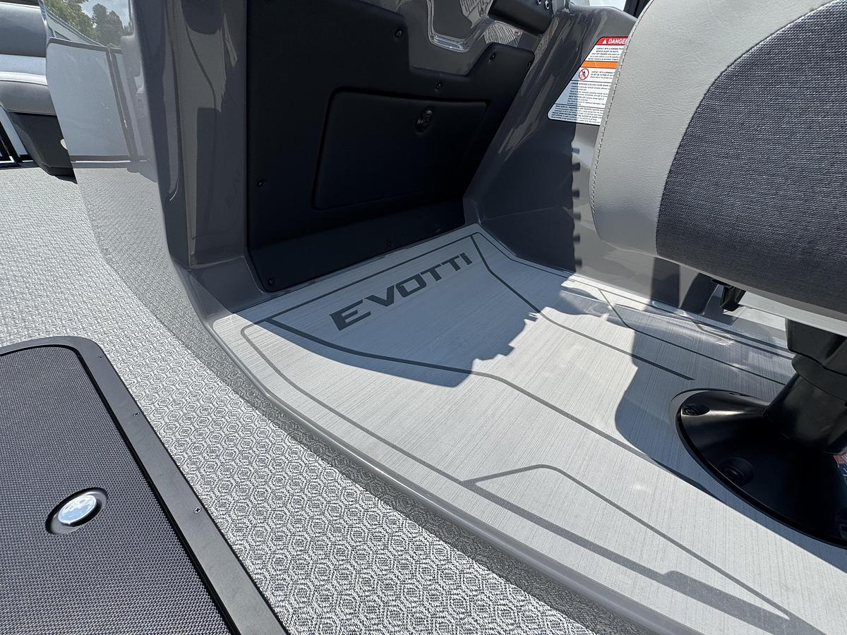 2027 Evotti 521CS 23.5 ft.