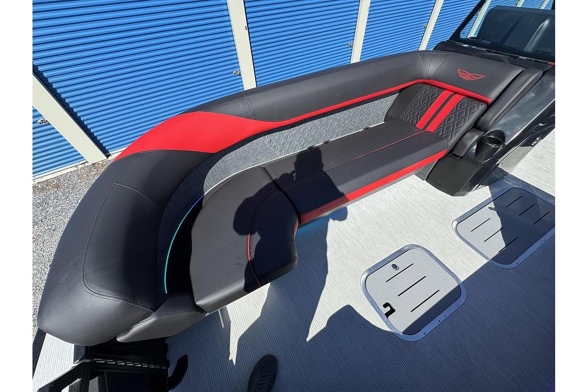 2025 Bennington 24 MFB