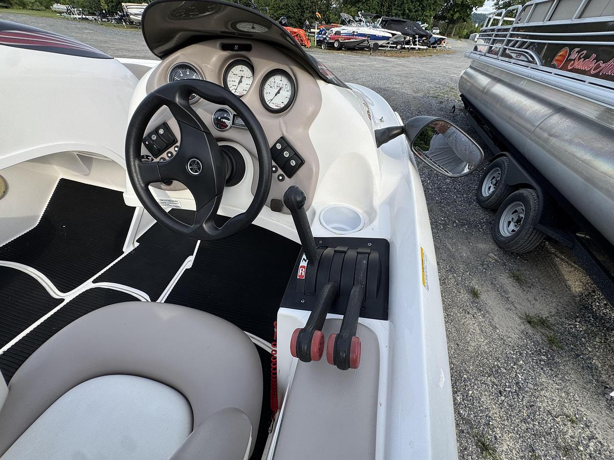 Used 2001 Yamaha LS2000