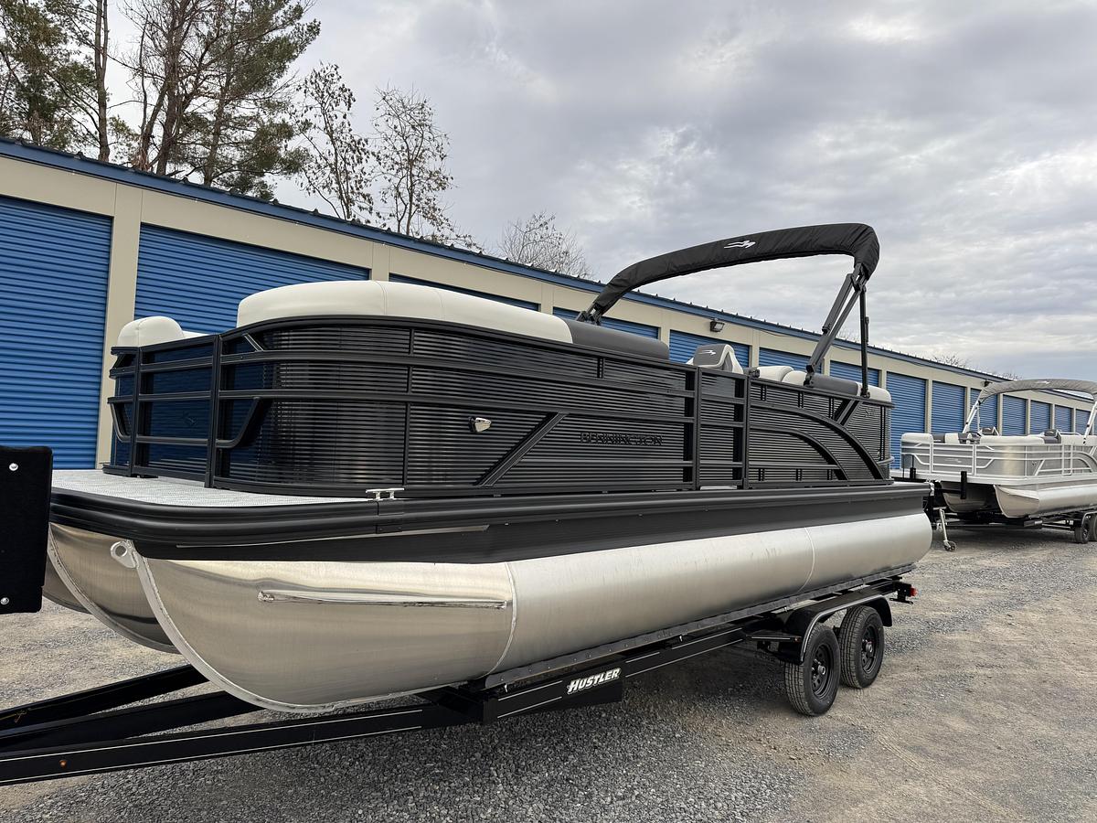 2026 Bennington 22 SSR-Tritoon