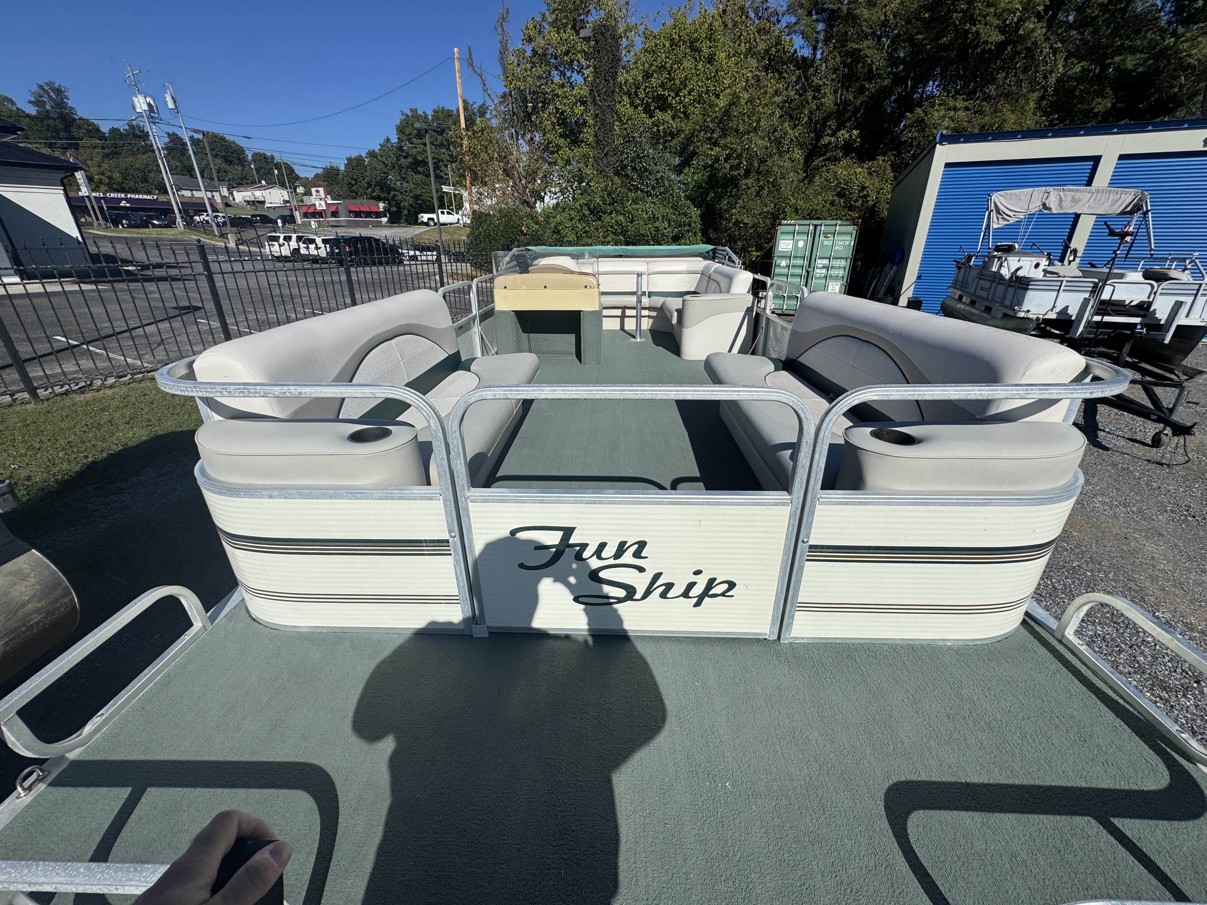 Used 1998 Grumman (Lowe) Fun Ship