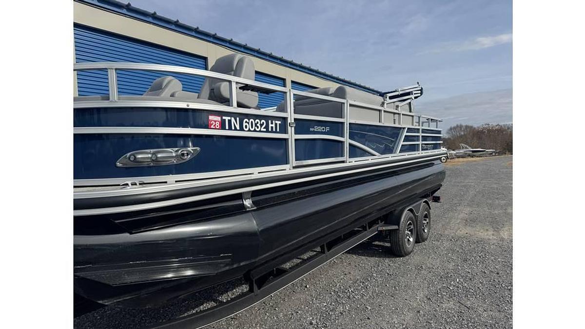 Used 2024 Ranger Boats 220F