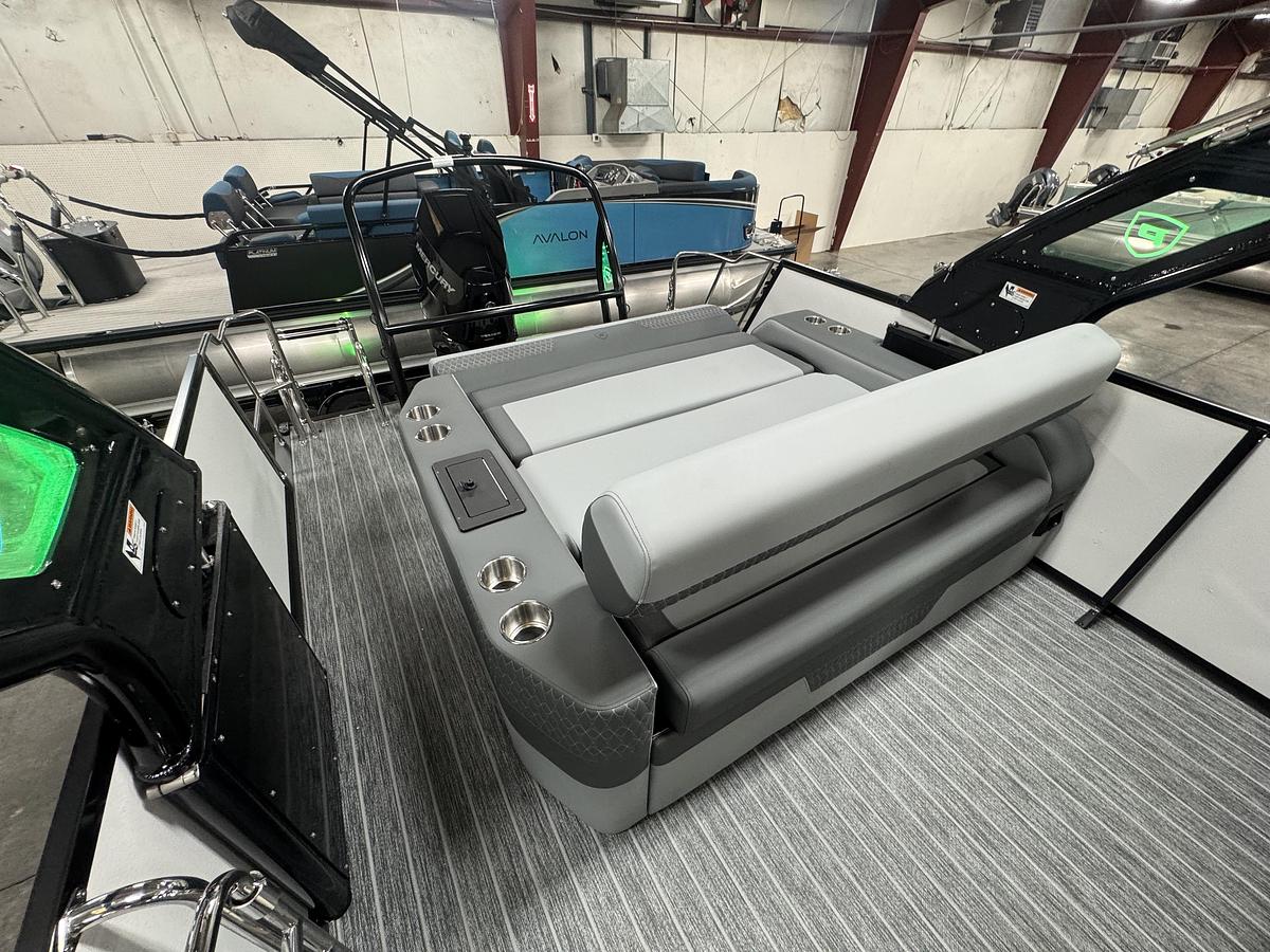 2026 Premier 250 Solaris RL