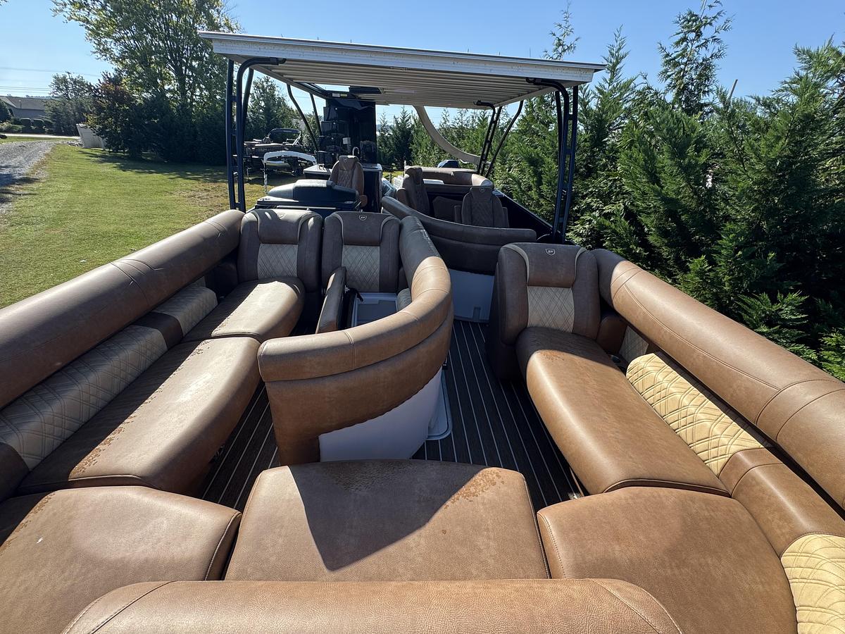 2027 Premier 330 Escalante