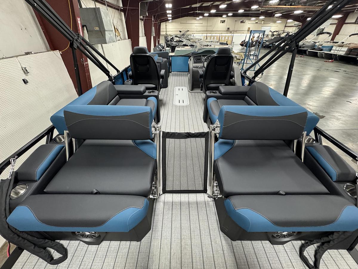 2026 Avalon 25 LSZ QLS