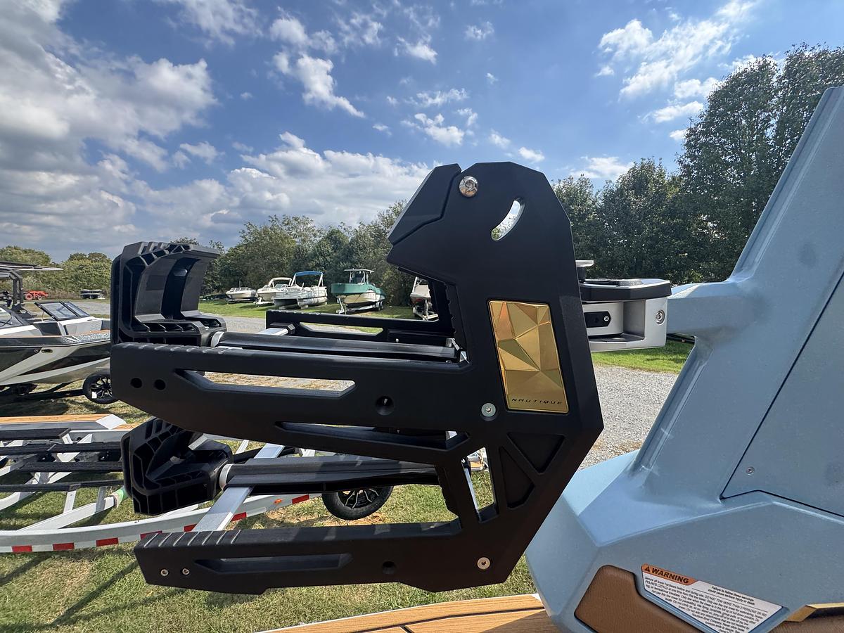2027 Nautique Super Air Nautique G23