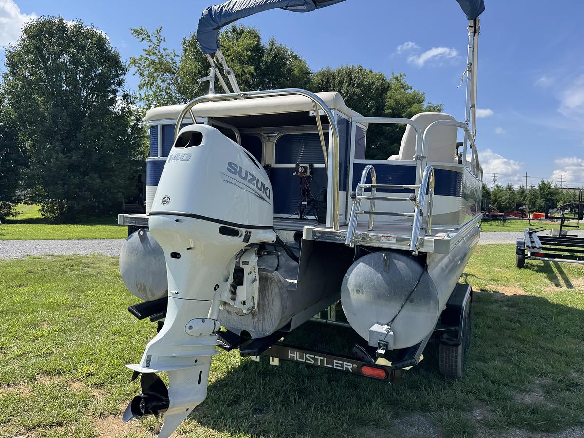 Used 2012 Manitou Oasis 20 Standard SHP