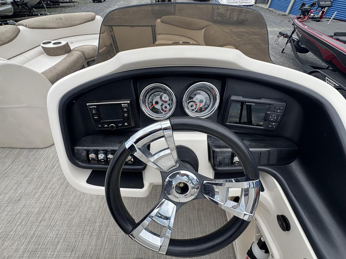 2019 Avalon Catalina 2385 VRB Avalon Catalina 2385 VRB