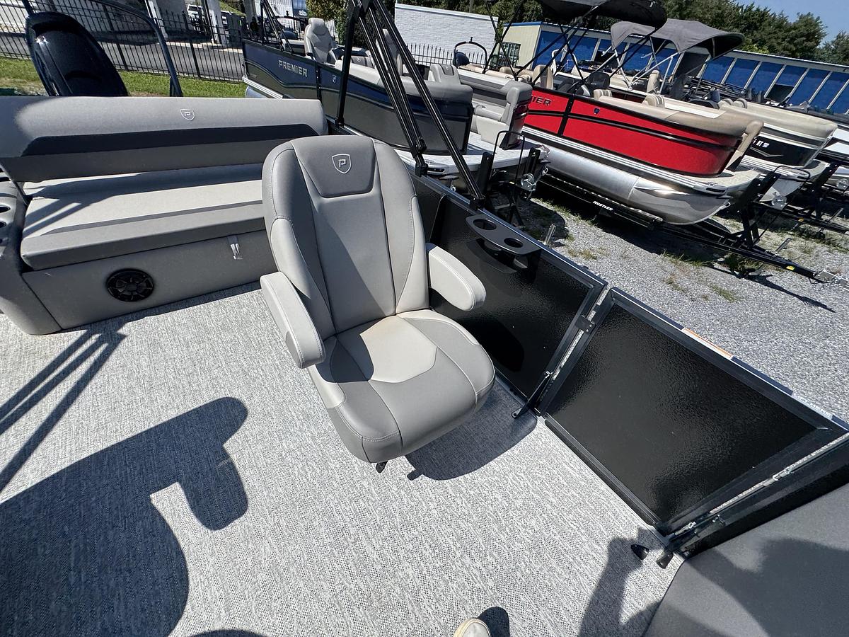 2026 Premier 220 SunScape RL