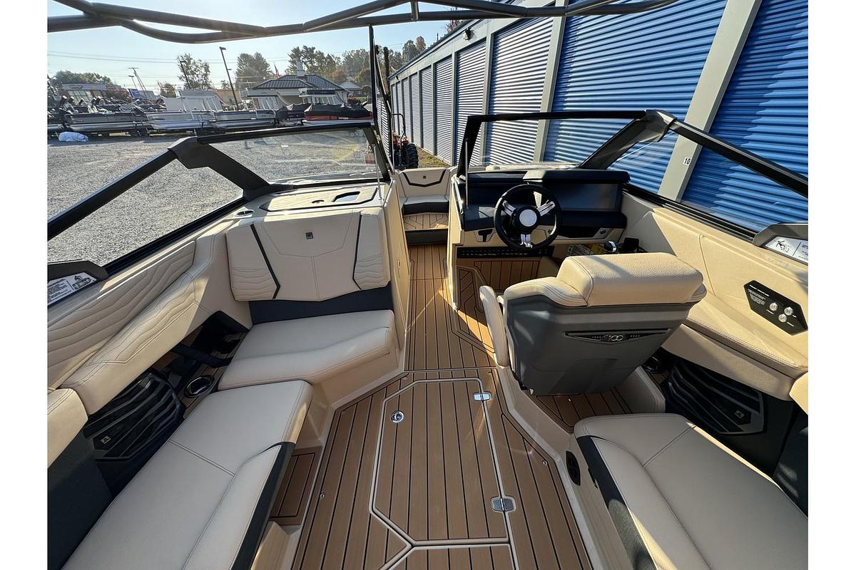 Used 2025 Nautique Super Air G G23