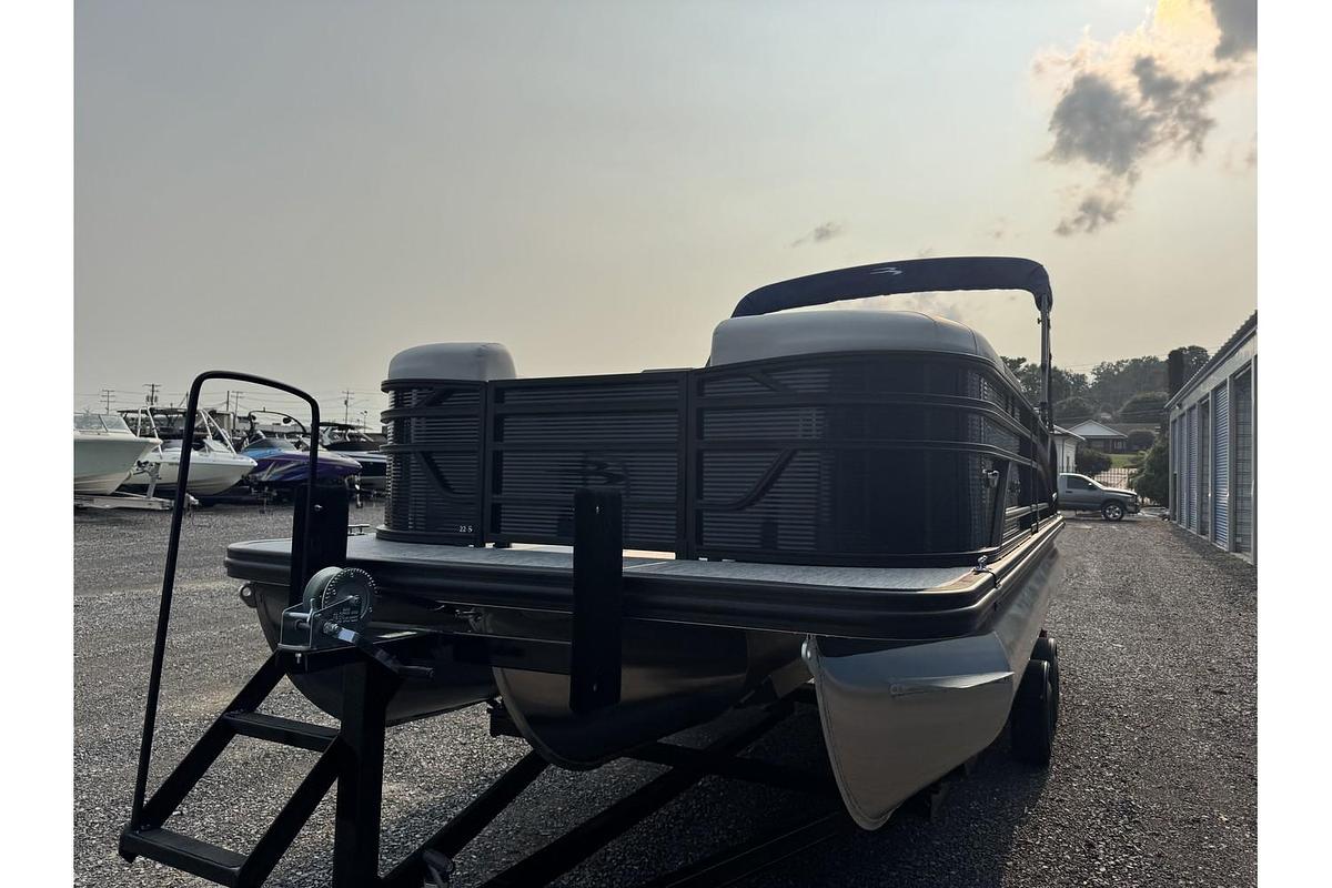 2026 Bennington 22 SSB-SPS