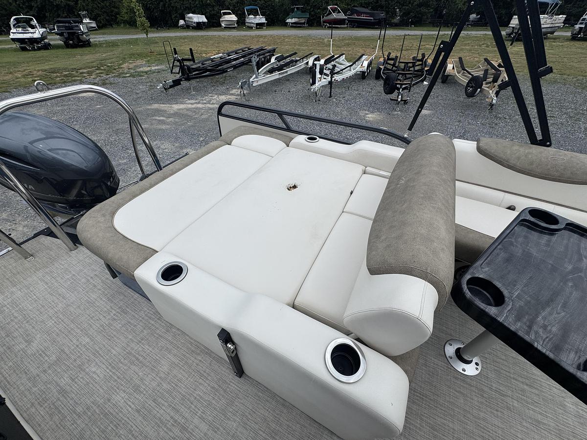 2019 Avalon Catalina 2385 VRB Avalon Catalina 2385 VRB