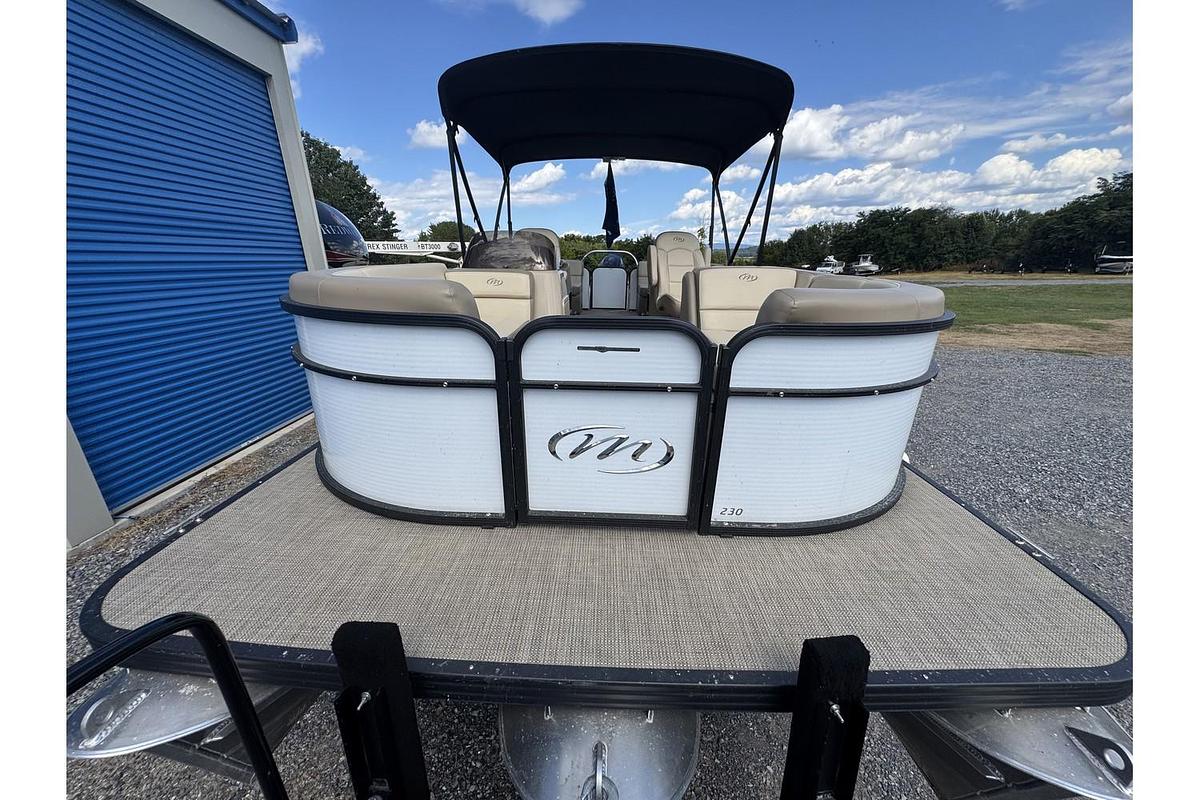 Used 2022 Manitou 23 Aurora LE RF VP II