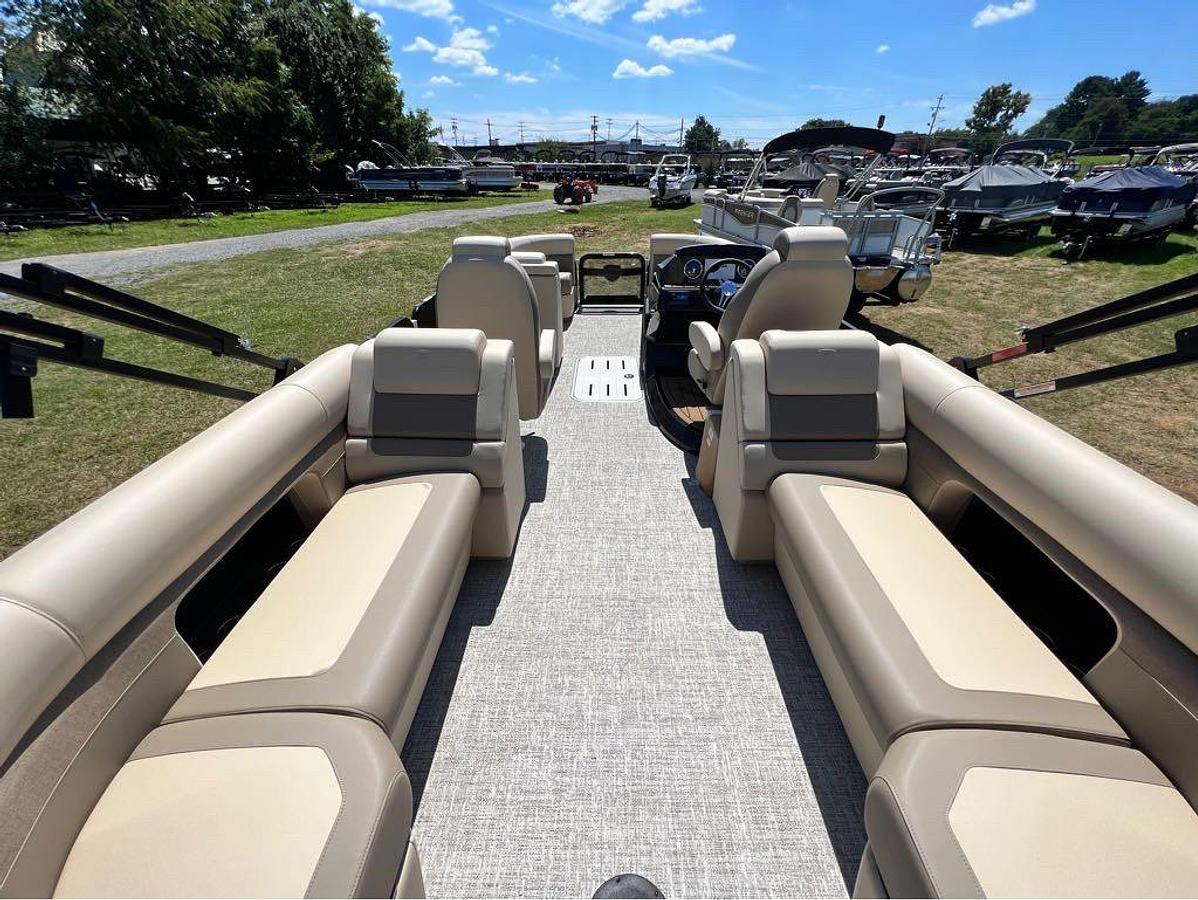 2024 Premier 230 Sunsation RF