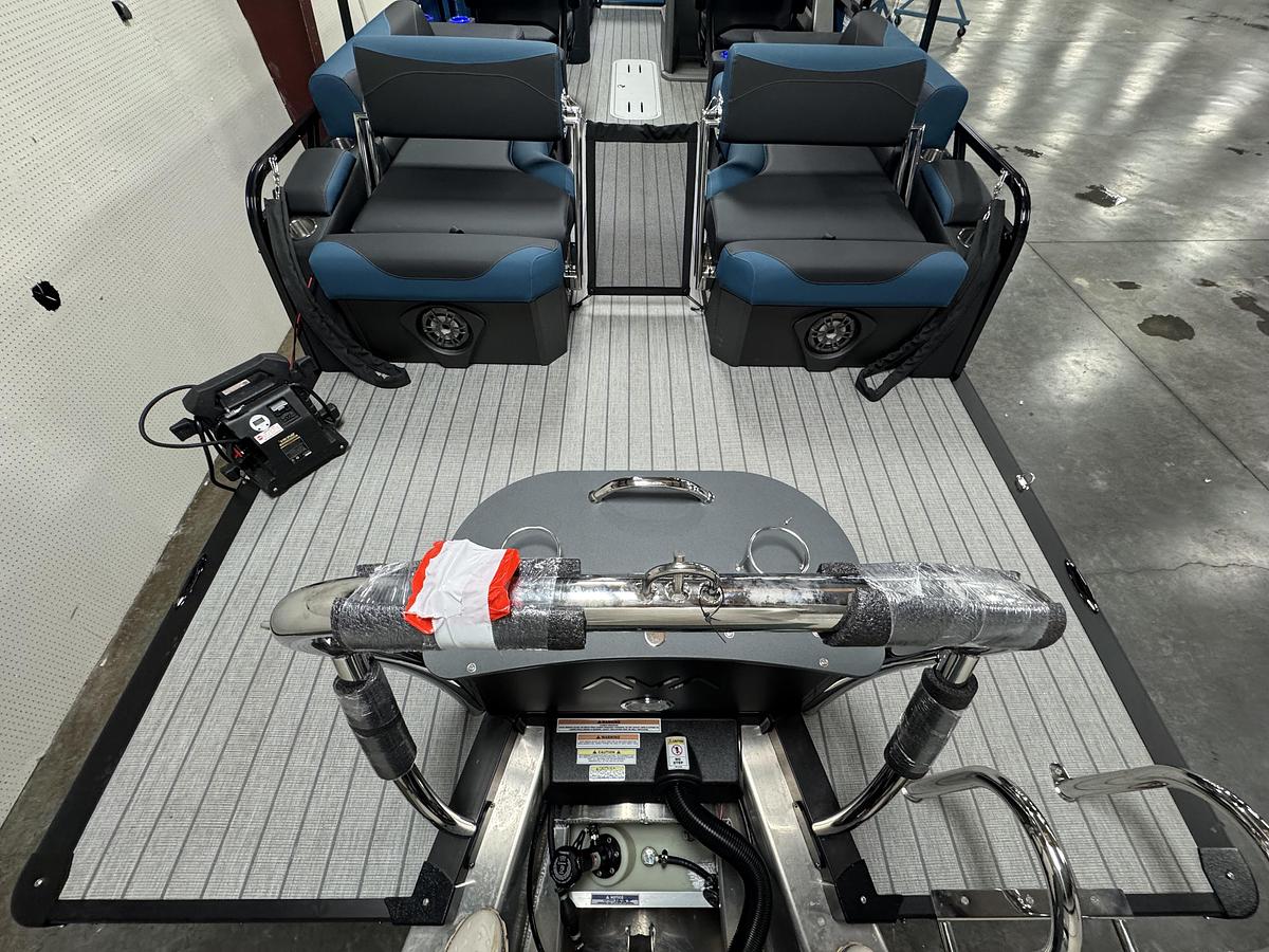 2026 Avalon 25 LSZ QLS