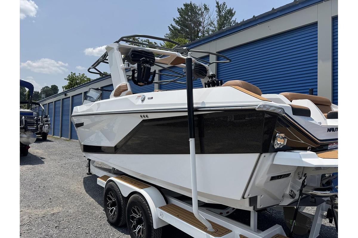 Used 2025 Nautique Super Air G G23