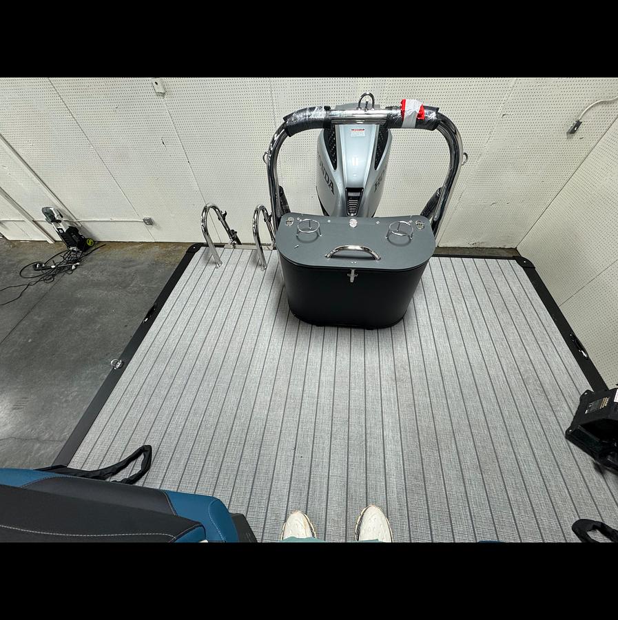 2026 Avalon 25 LSZ QLS