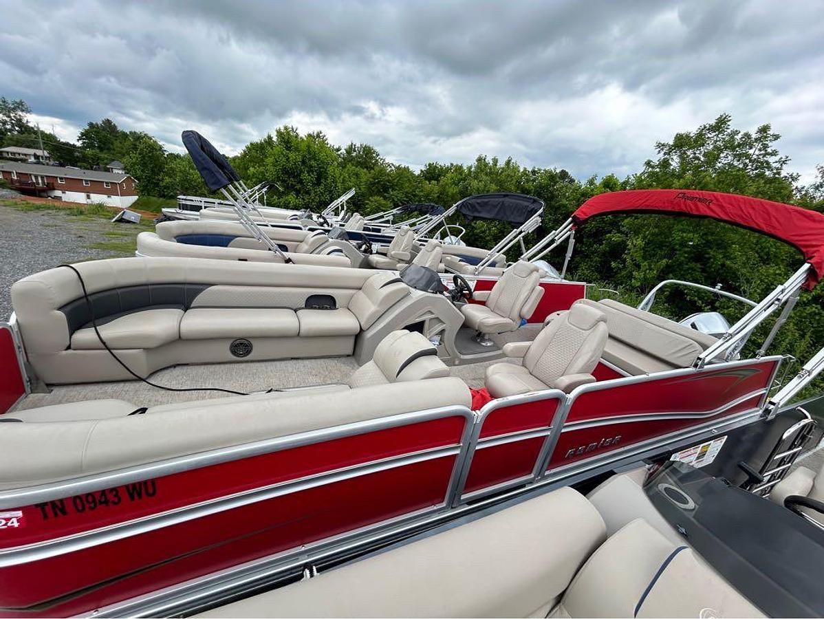 Used 2022 Premier 250 Sunsation RL