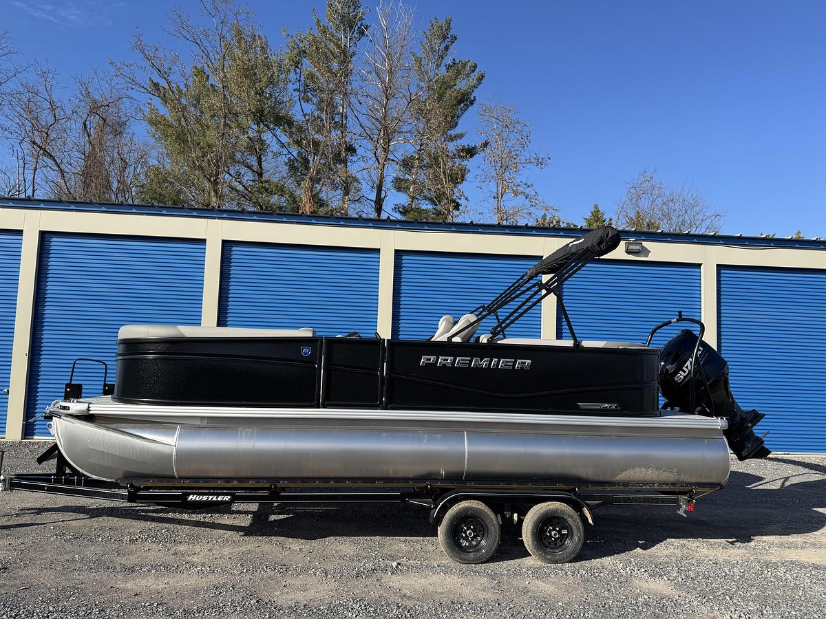 Used 2026 Premier 220 SunScape RF