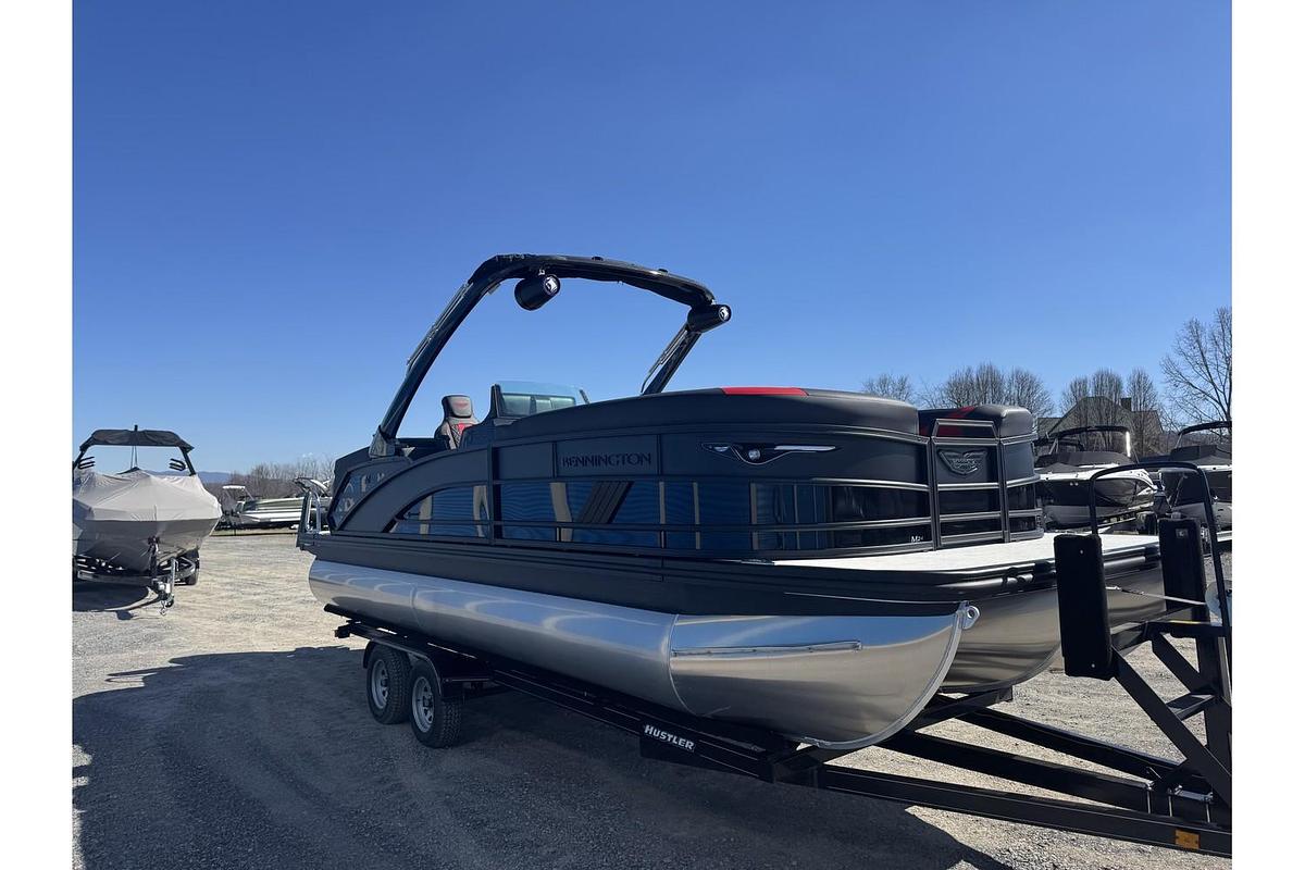 2025 Bennington 24 MFB