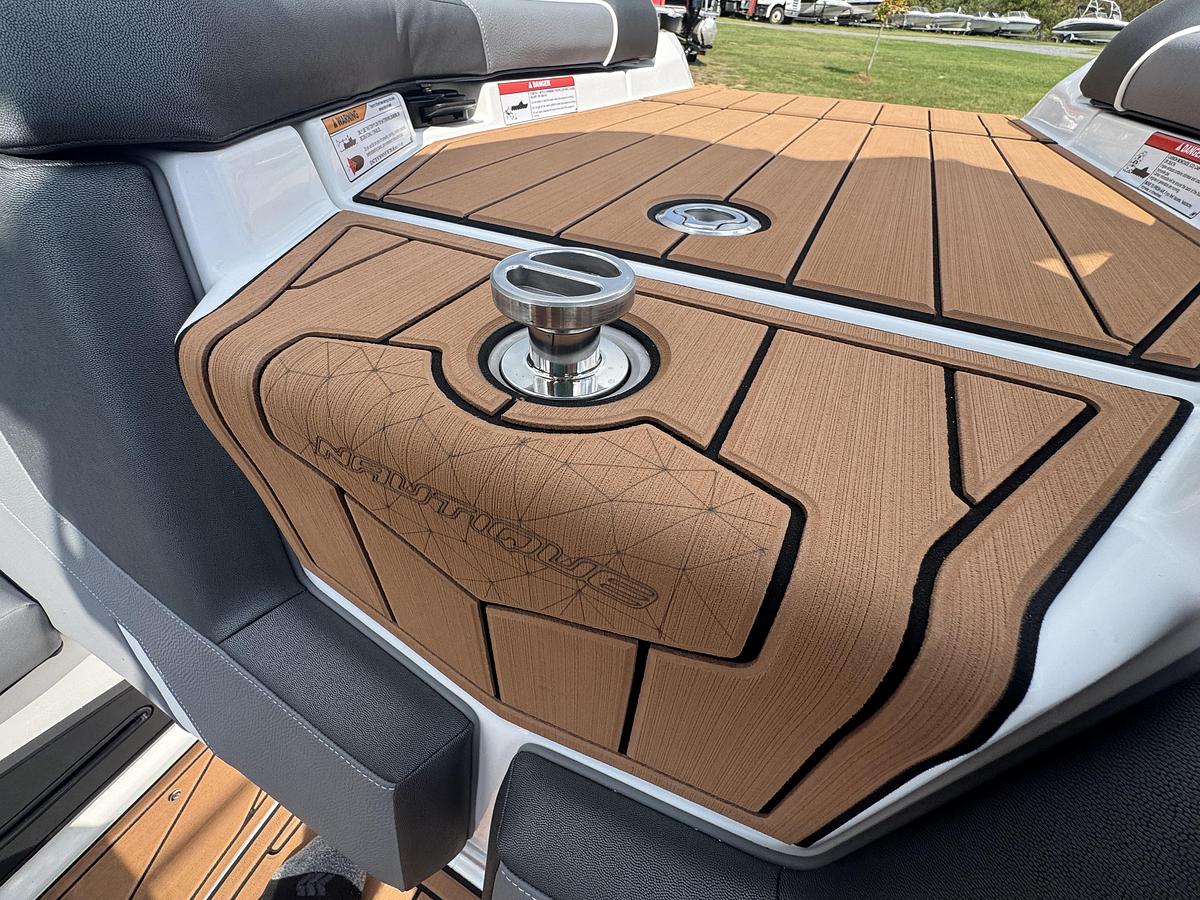2027 Nautique Super Air GS22