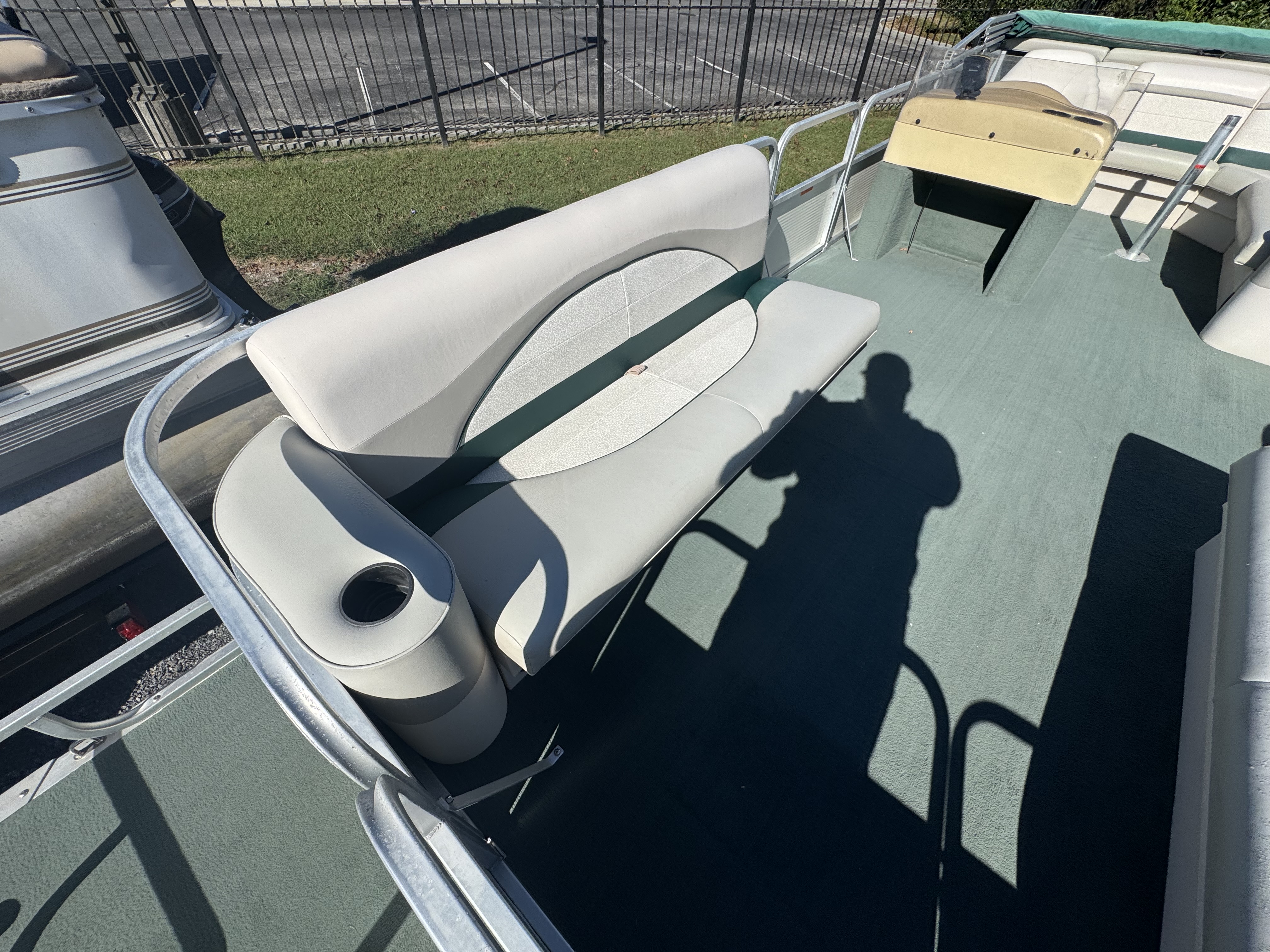 Used 1998 Grumman (Lowe) Fun Ship
