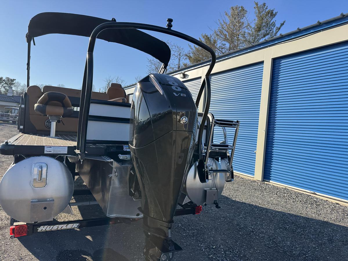 2026 Premier 230 SunSation RS (Rear Social)