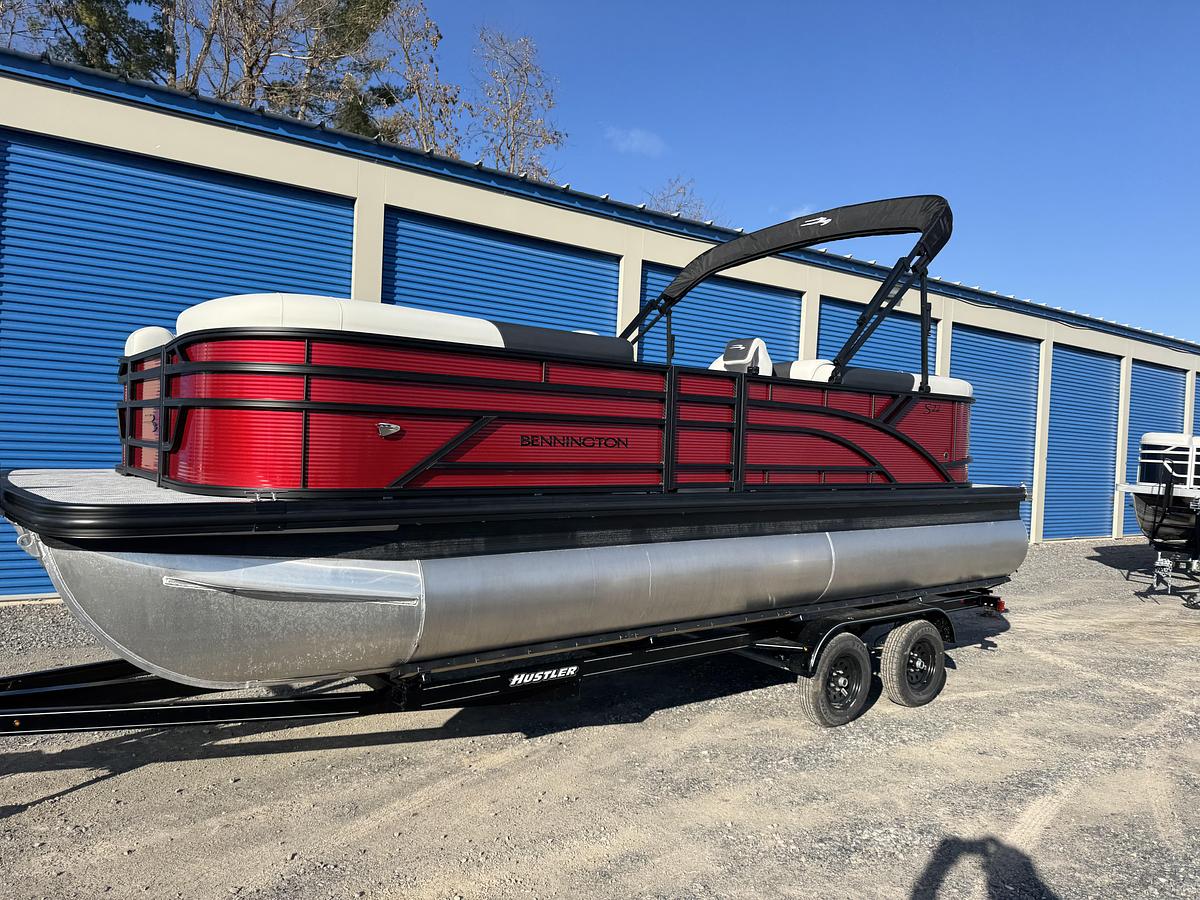 2026 Bennington 22 SSR-Tritoon