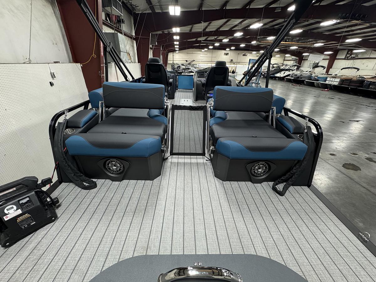 2026 Avalon 25 LSZ QLS