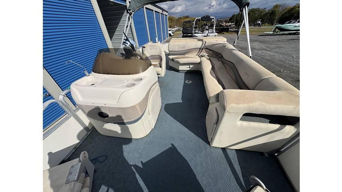 Used 2004 Fisher Freedom 200 Freedom